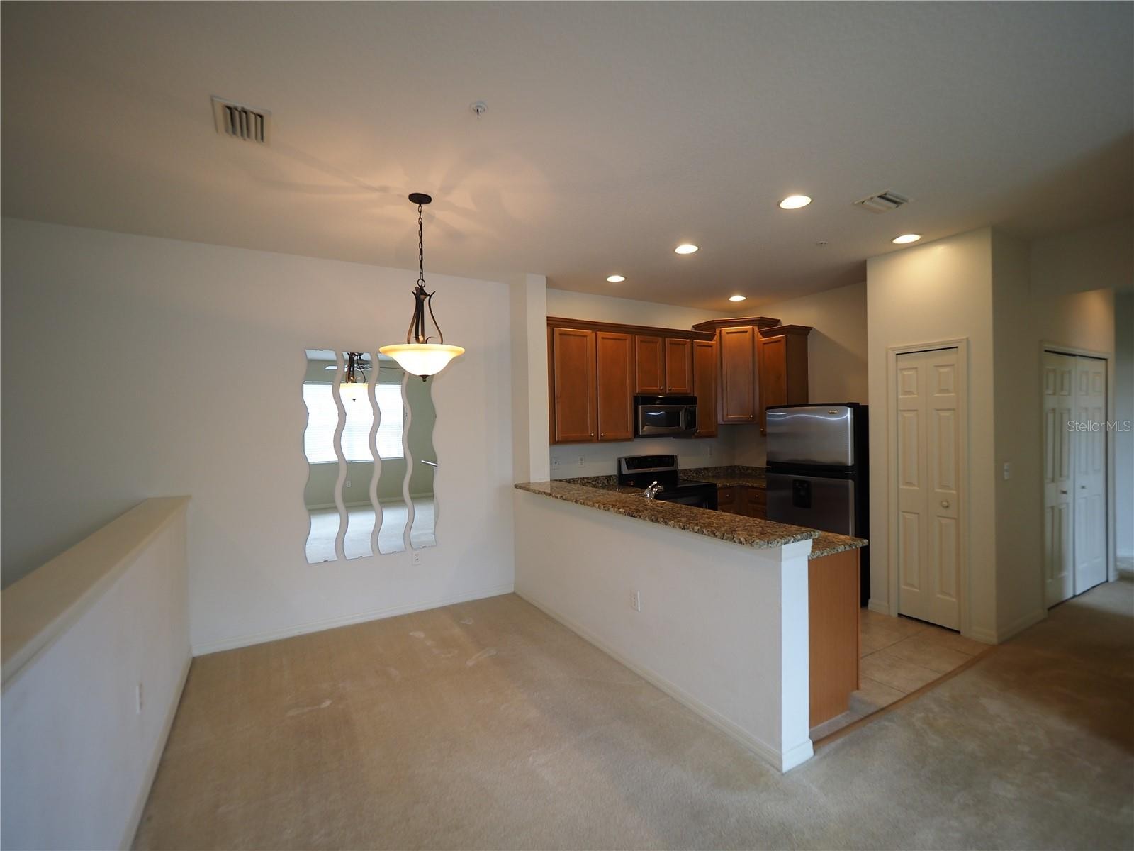 3617 PARKRIDGE CIR #11-202