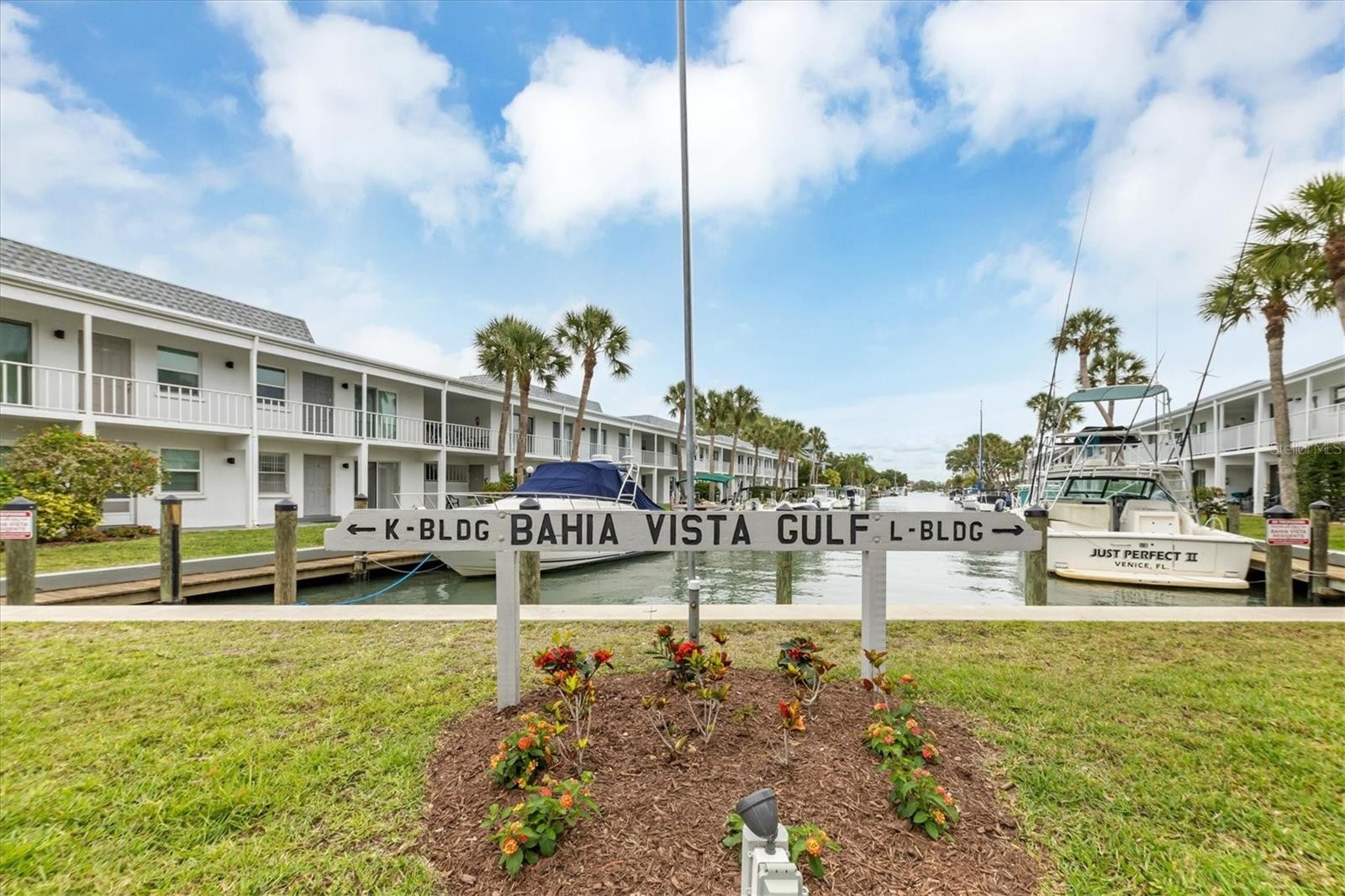 1001 INLET CIR #271