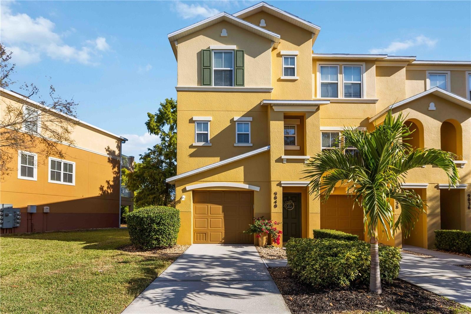 9040 WHITE SAGE LOOP