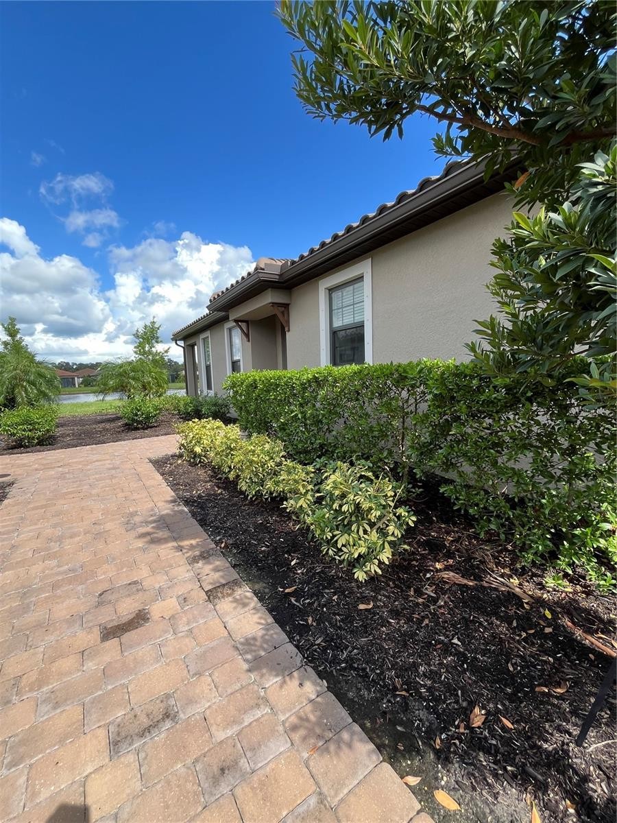 10433 MORNING MIST LN