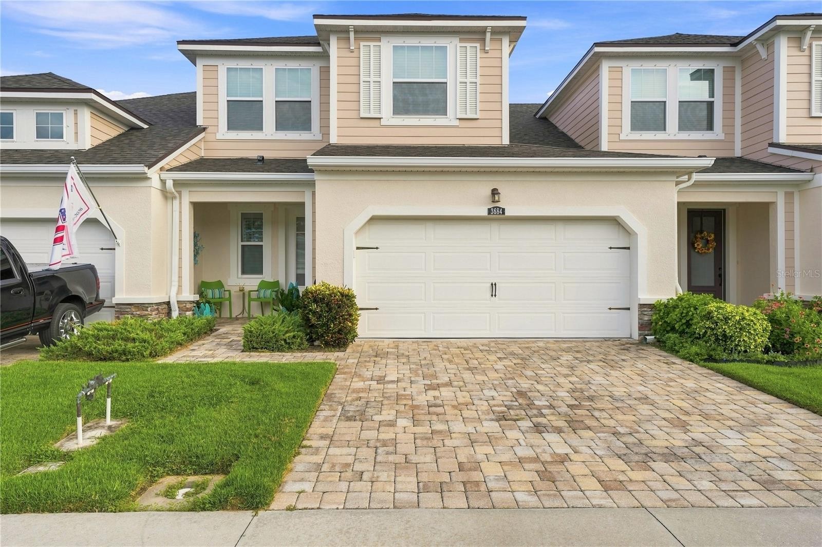 3684 FESCUE LN