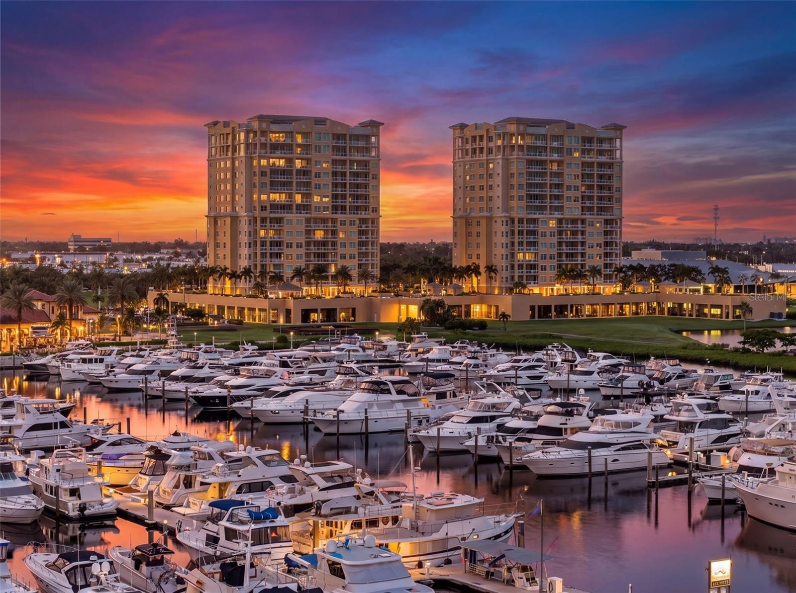 130 RIVIERA DUNES WAY #703