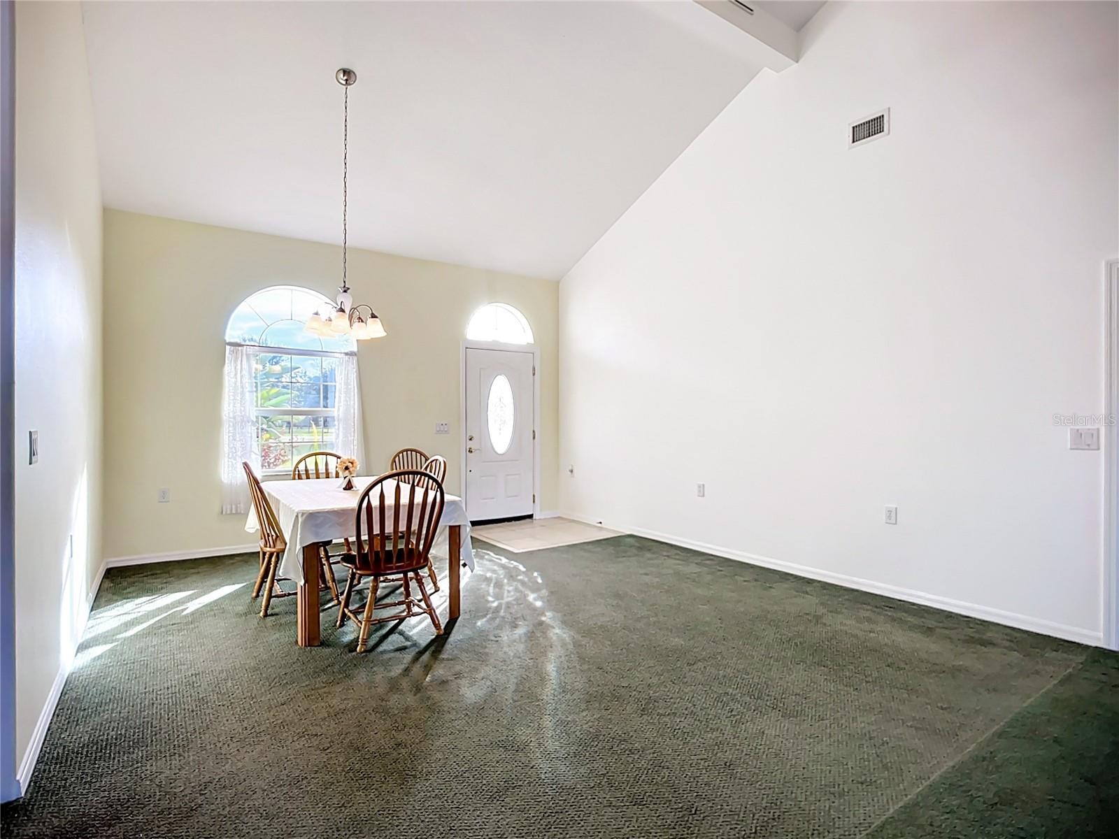 4353 HIDDEN RIVER RD