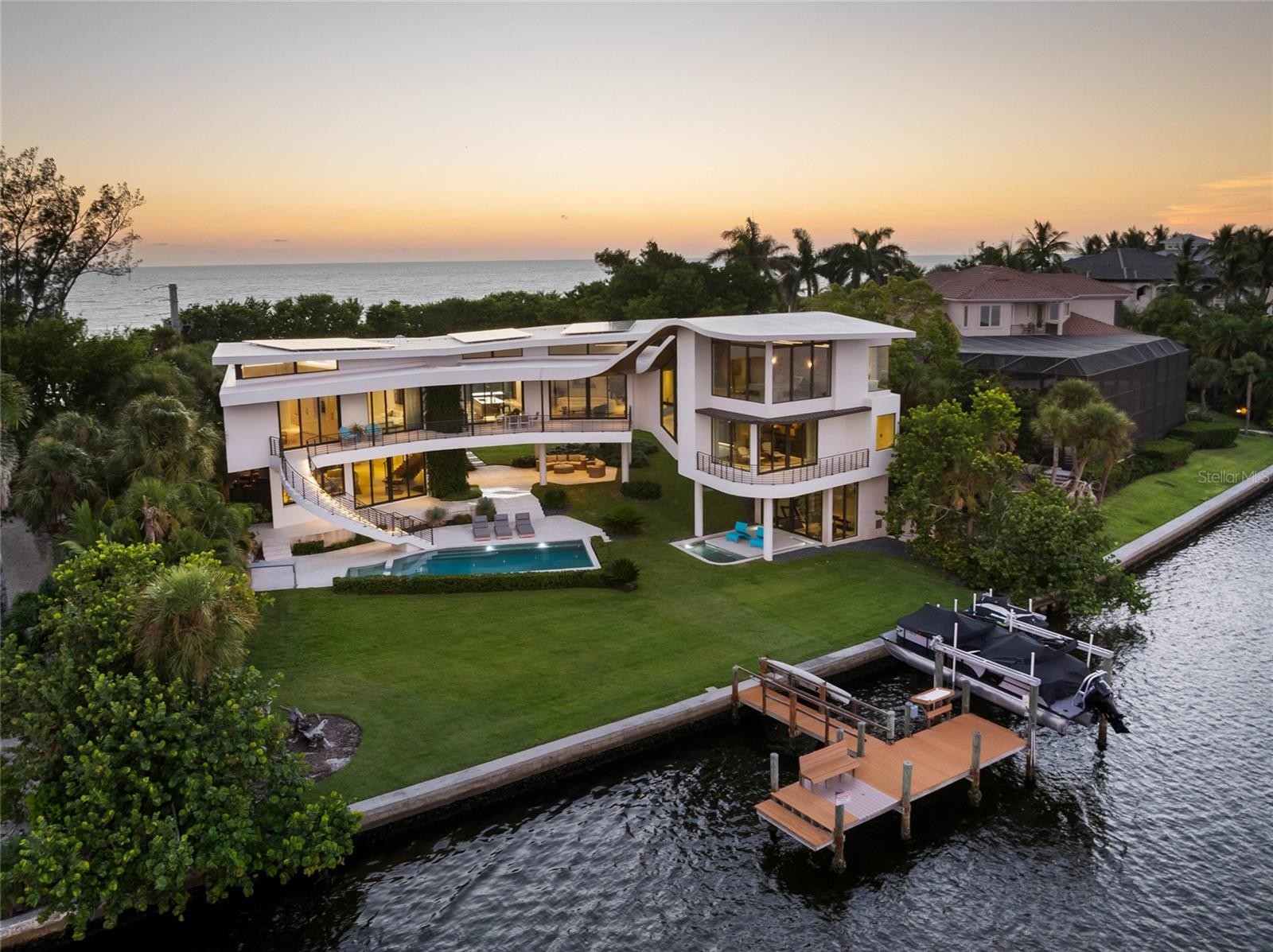 1716 CASEY KEY RD