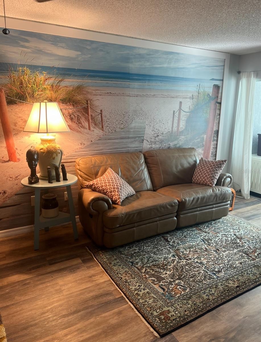 2641 WOODGATE LN #H1