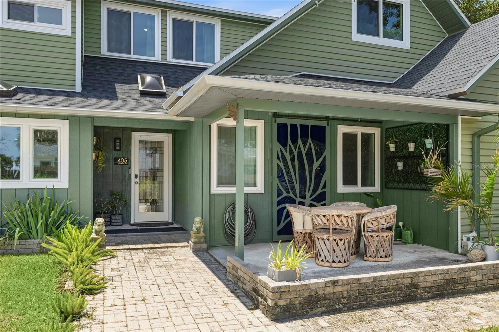 405 BAY POINT AVE
