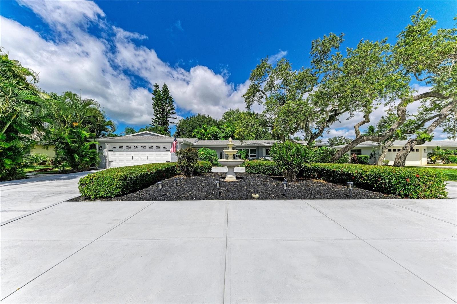 1837 UPPER COVE TER
