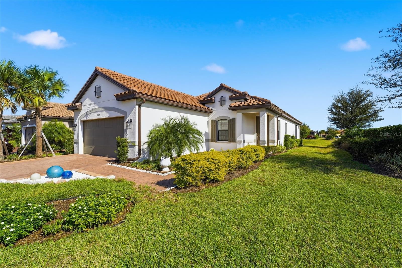 11104 DEVONBRIDGE DR