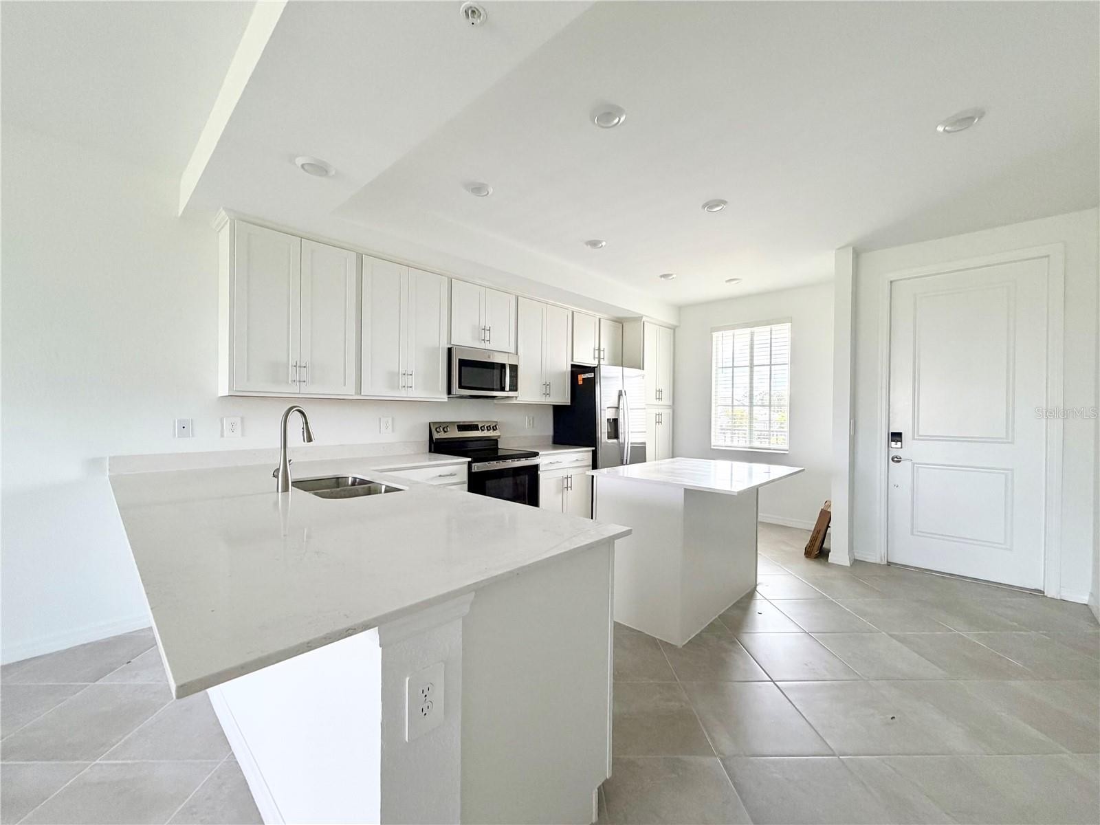 12320 WELLEN GOLF ST #205