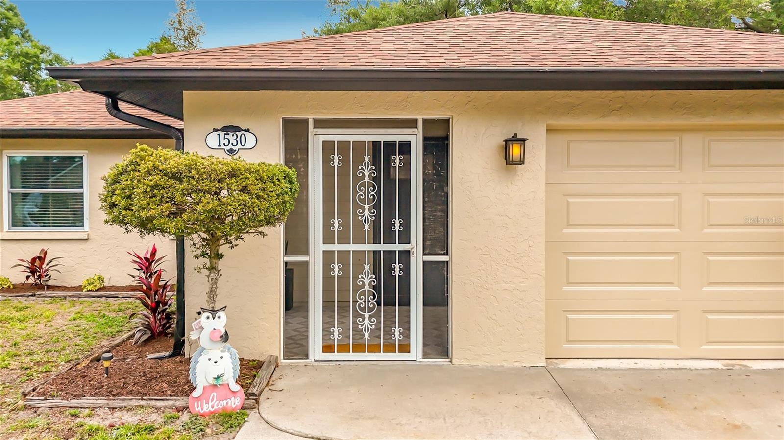 1530 DEER HOLLOW BLVD