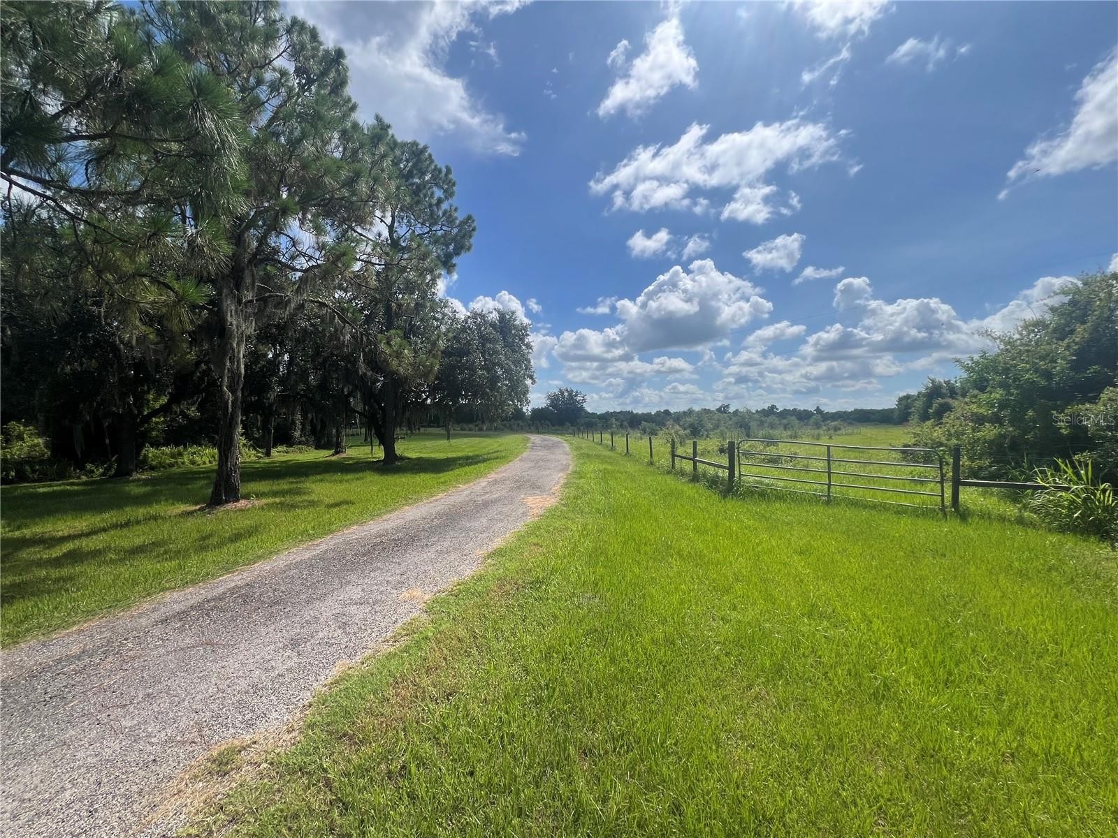 8755 WAUCHULA RD