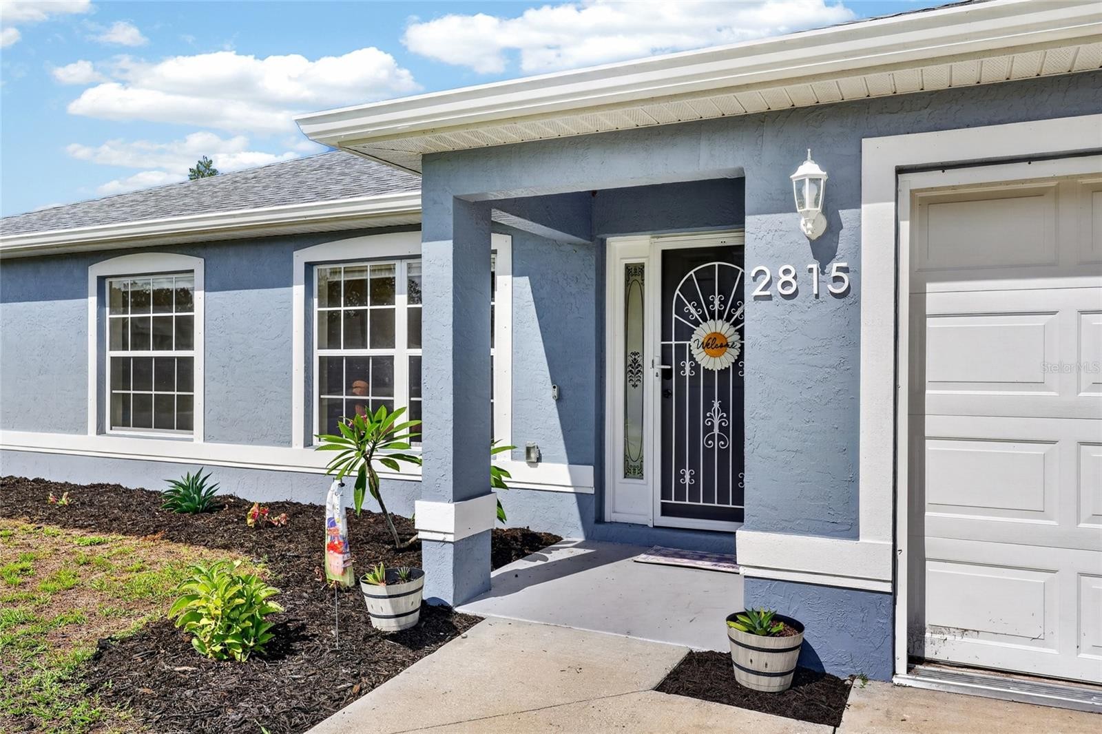 2815 ESCAMBIA CIR
