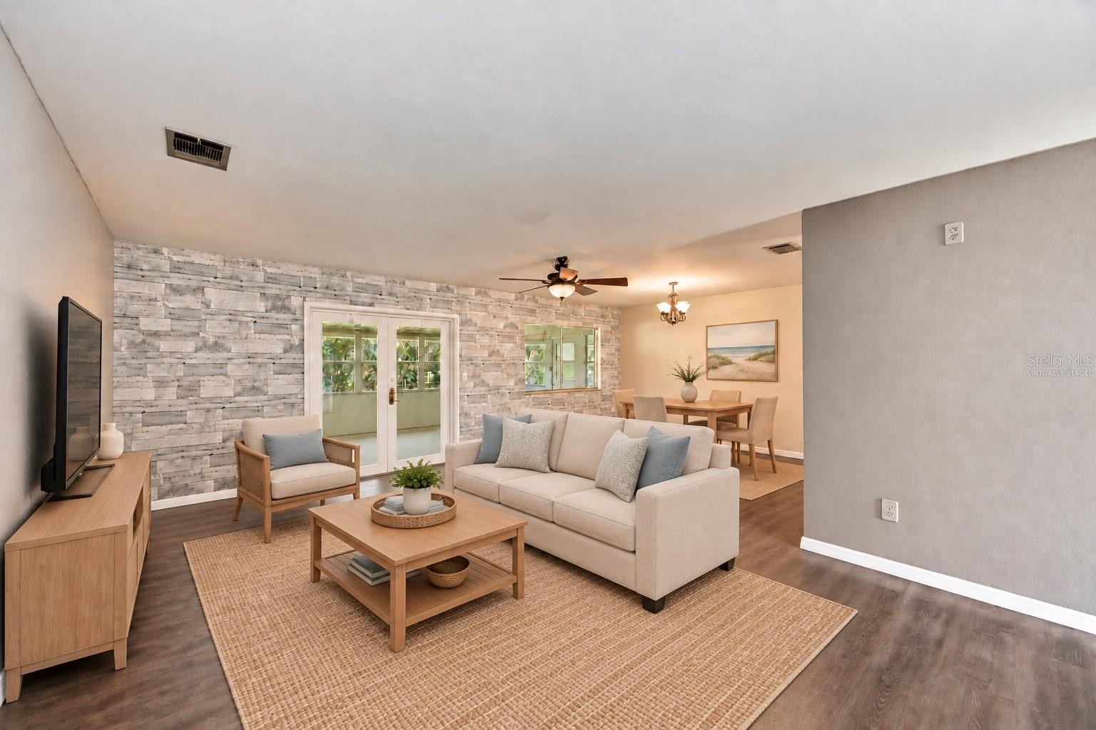 5858 KENWOOD DR