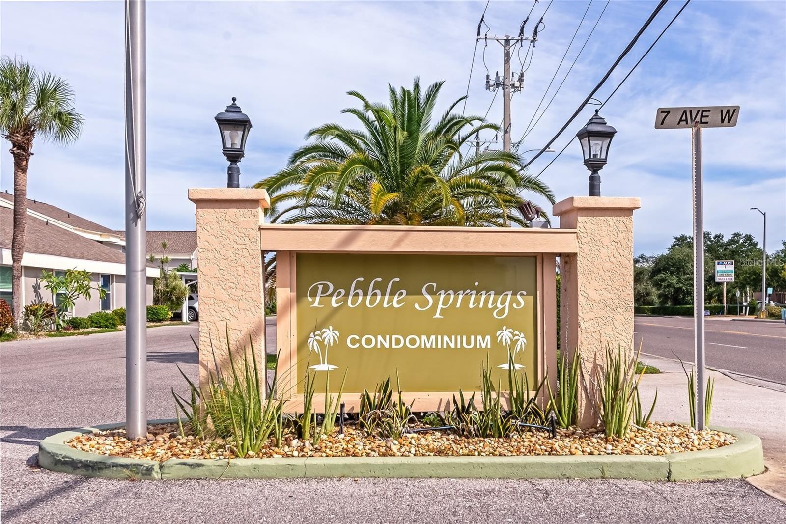 6250 7TH AVE W #6250