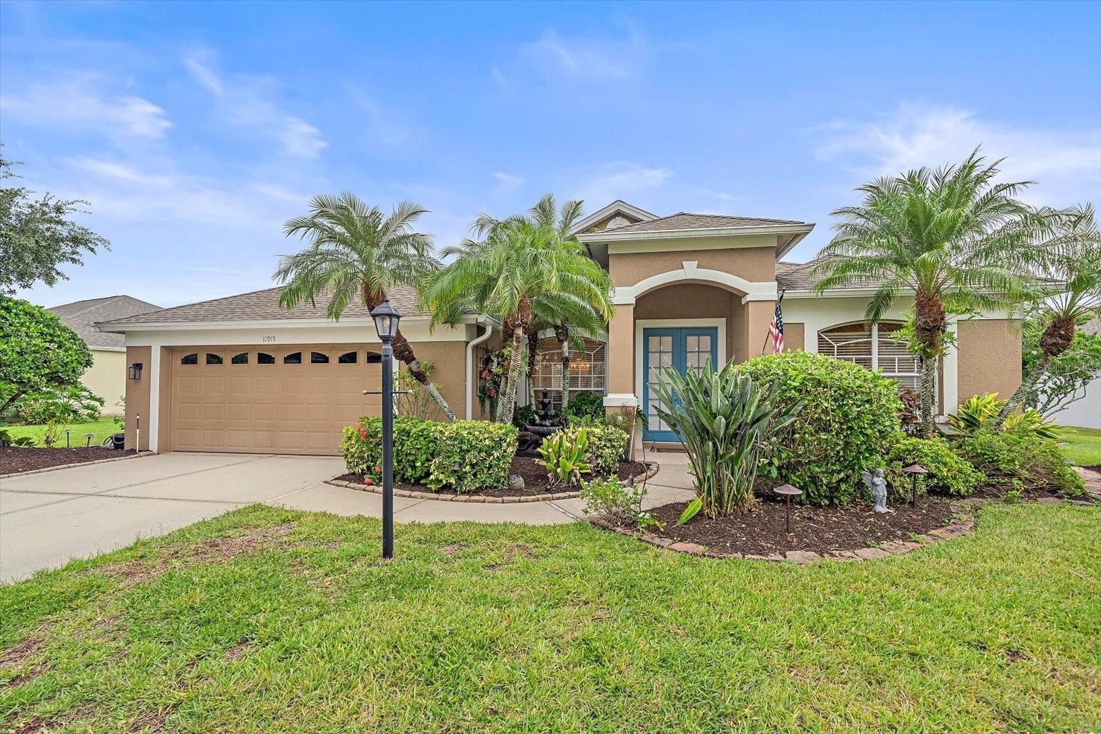 11915 CLUBHOUSE DR