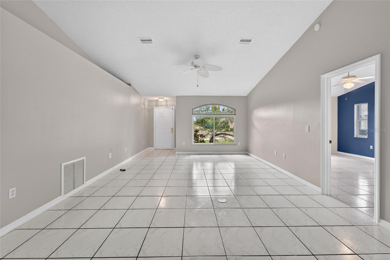 5644 29TH STREET CIR E