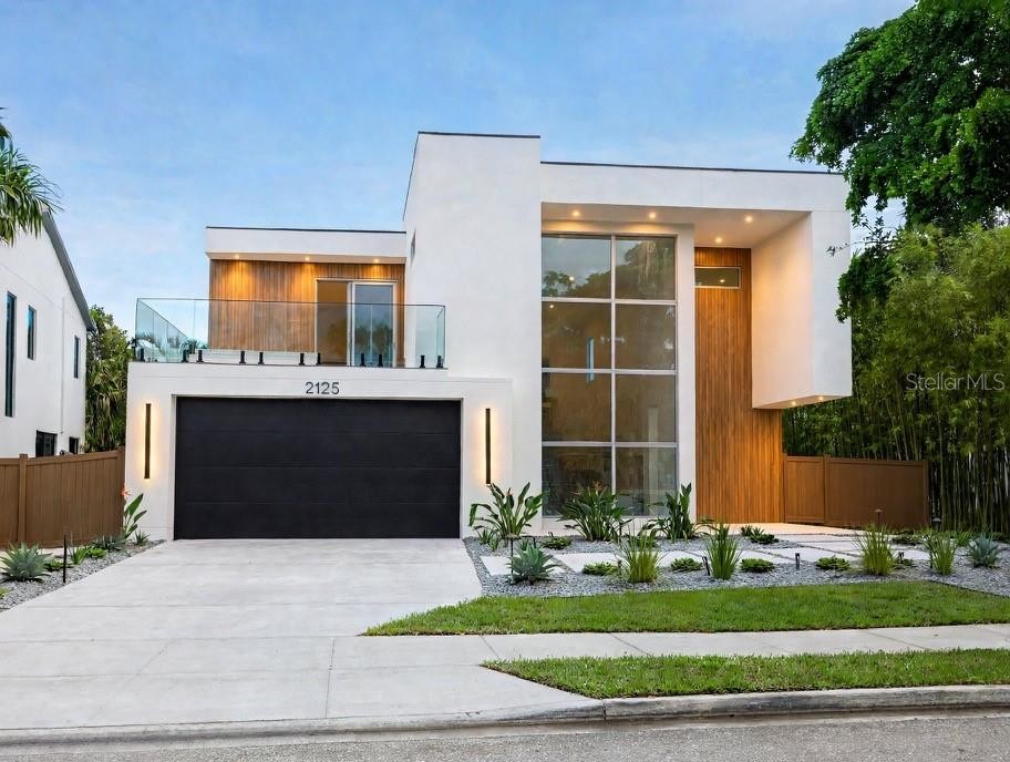 2125 DATURA ST