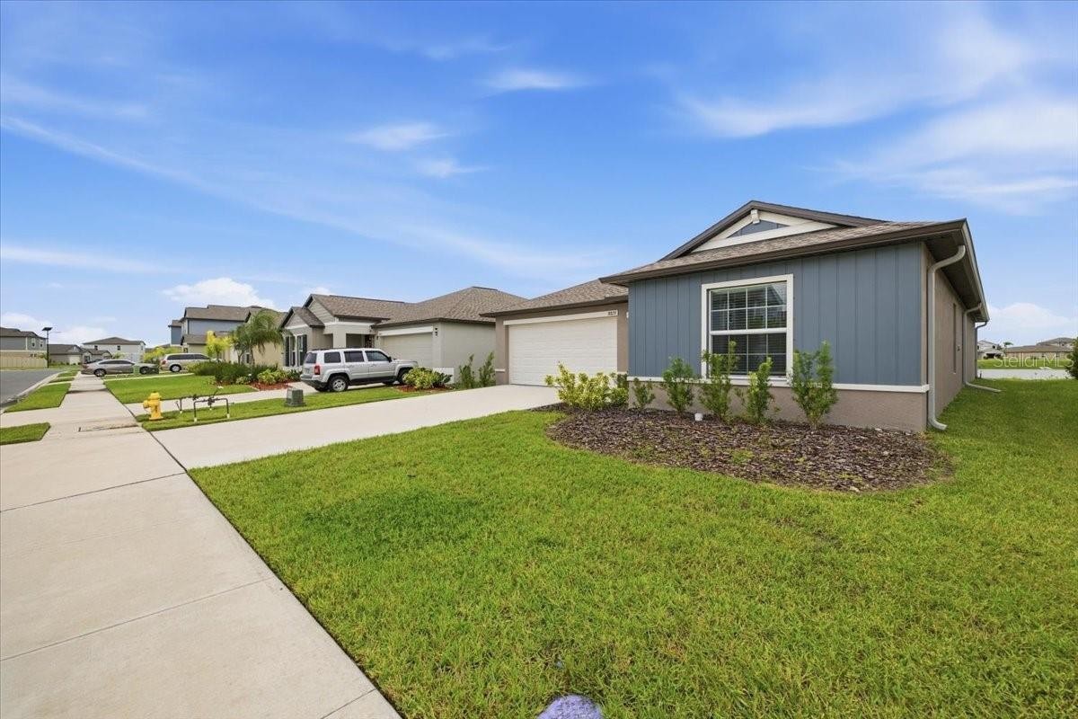 8823 SUNSET PARK TRL