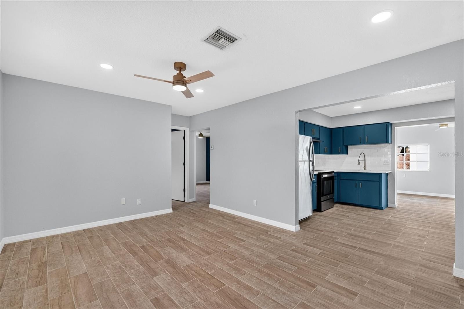 1072 OLYMPIA RD