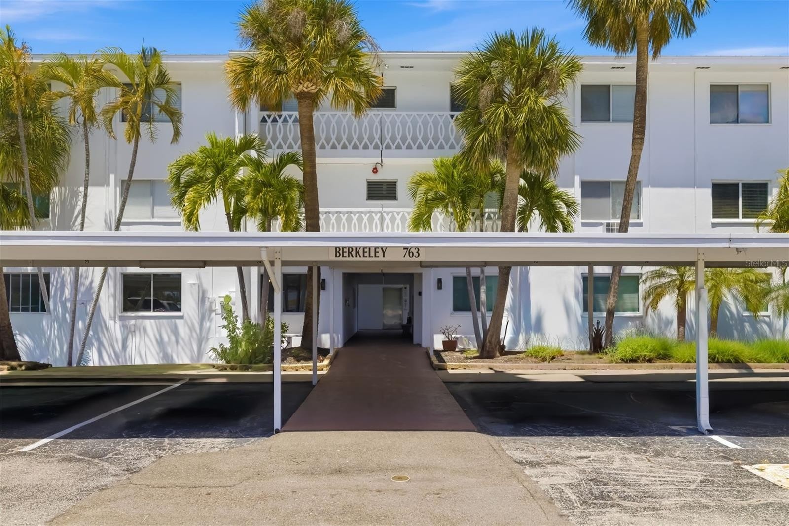 763 JOHN RINGLING BLVD #22