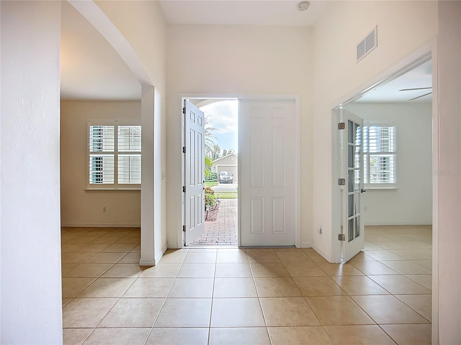 5384 LAYTON DR