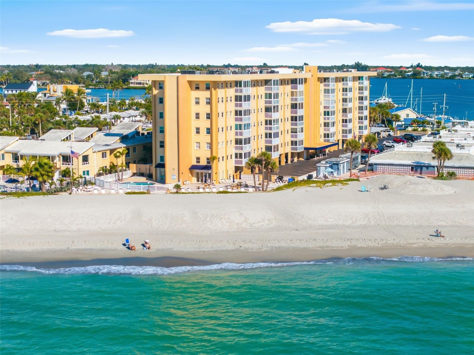 1255 TARPON CENTER DR #315