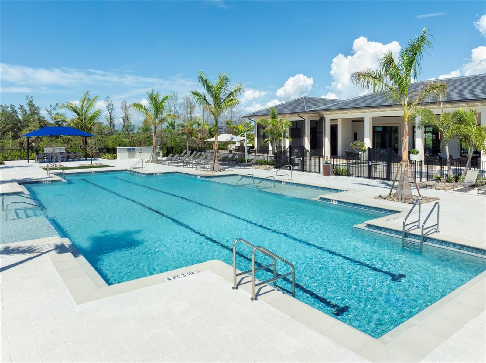 184 CORSERRA DR
