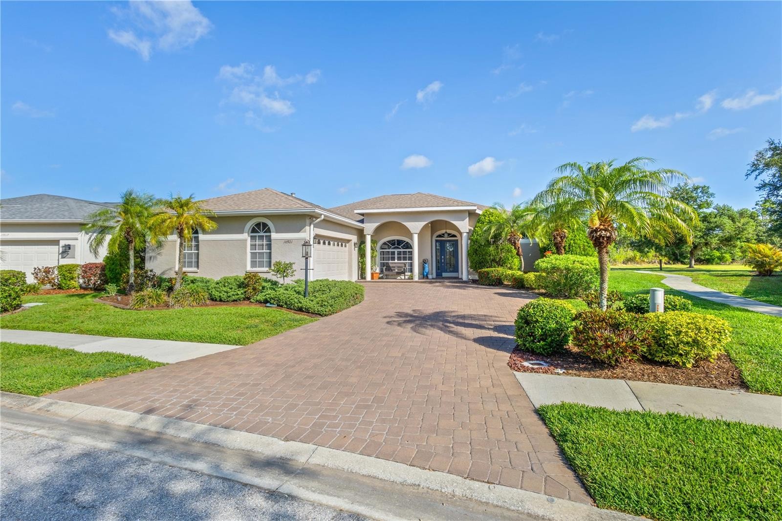10921 BLUESTEM CIR