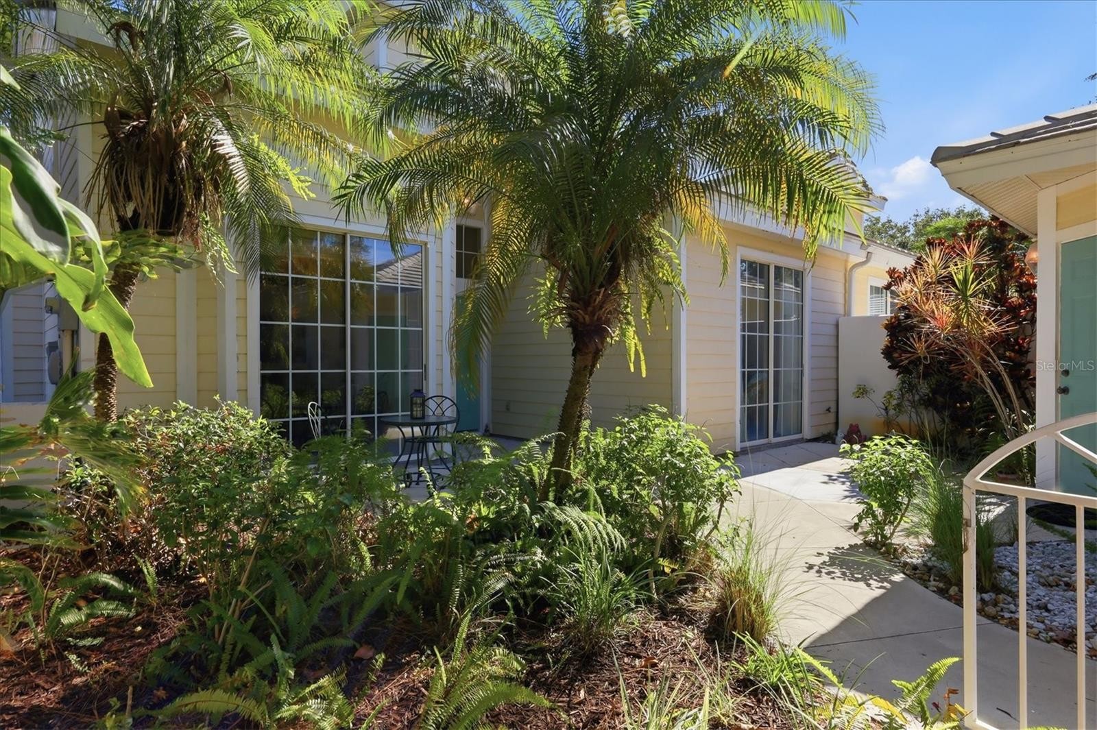 7630 WHITEBRIDGE GLN