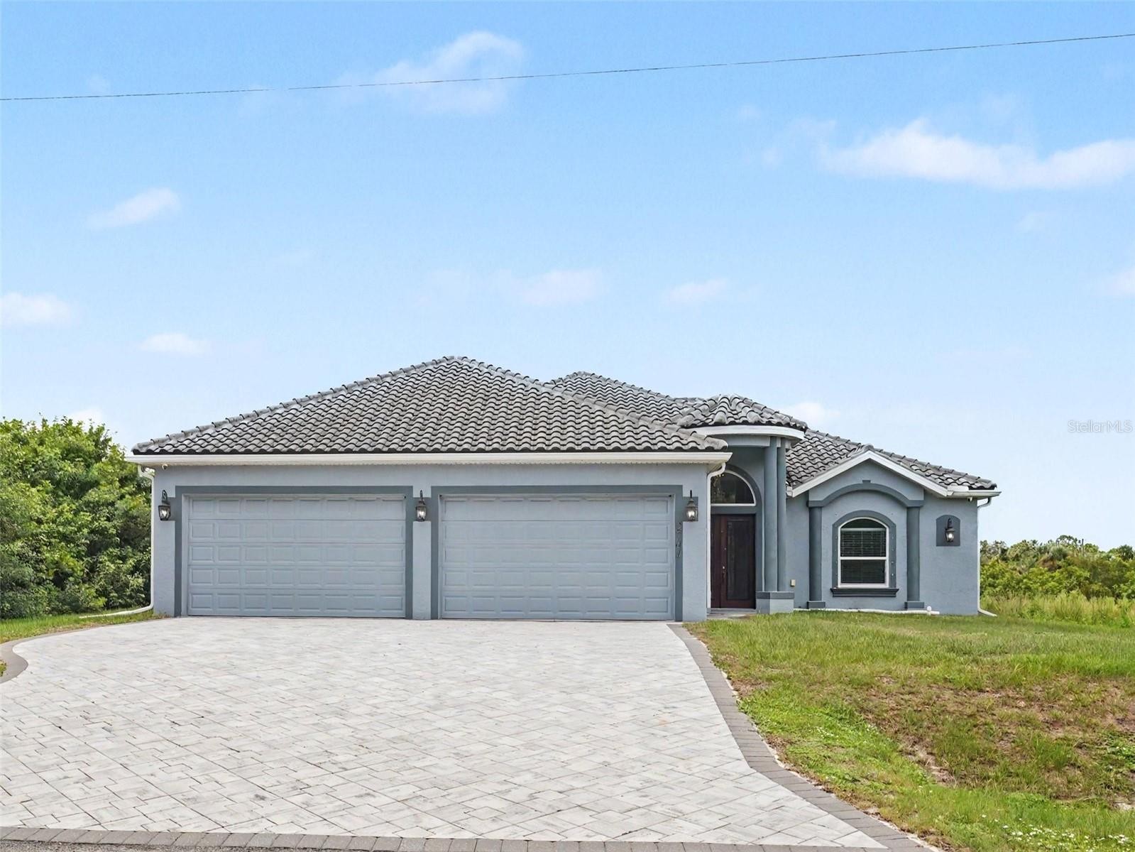 2761 NEWMAN DR