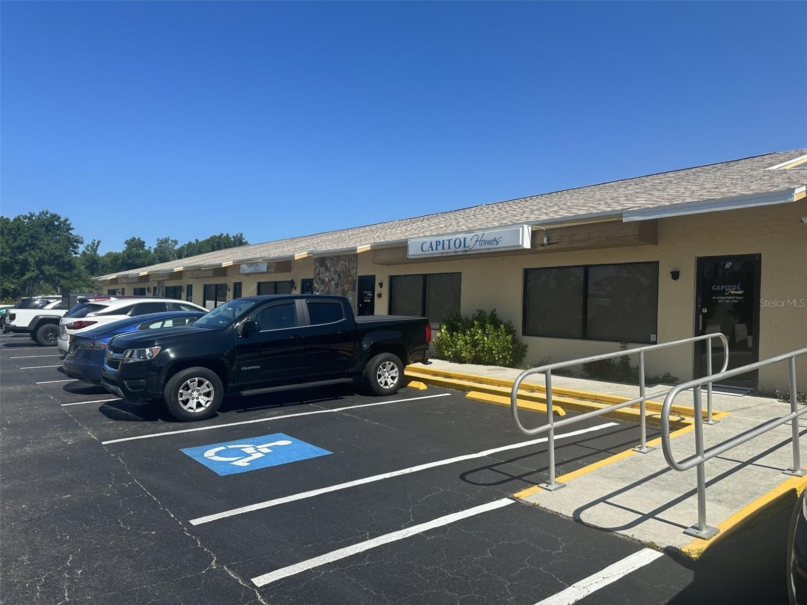 406 N INDIANA AVE #2