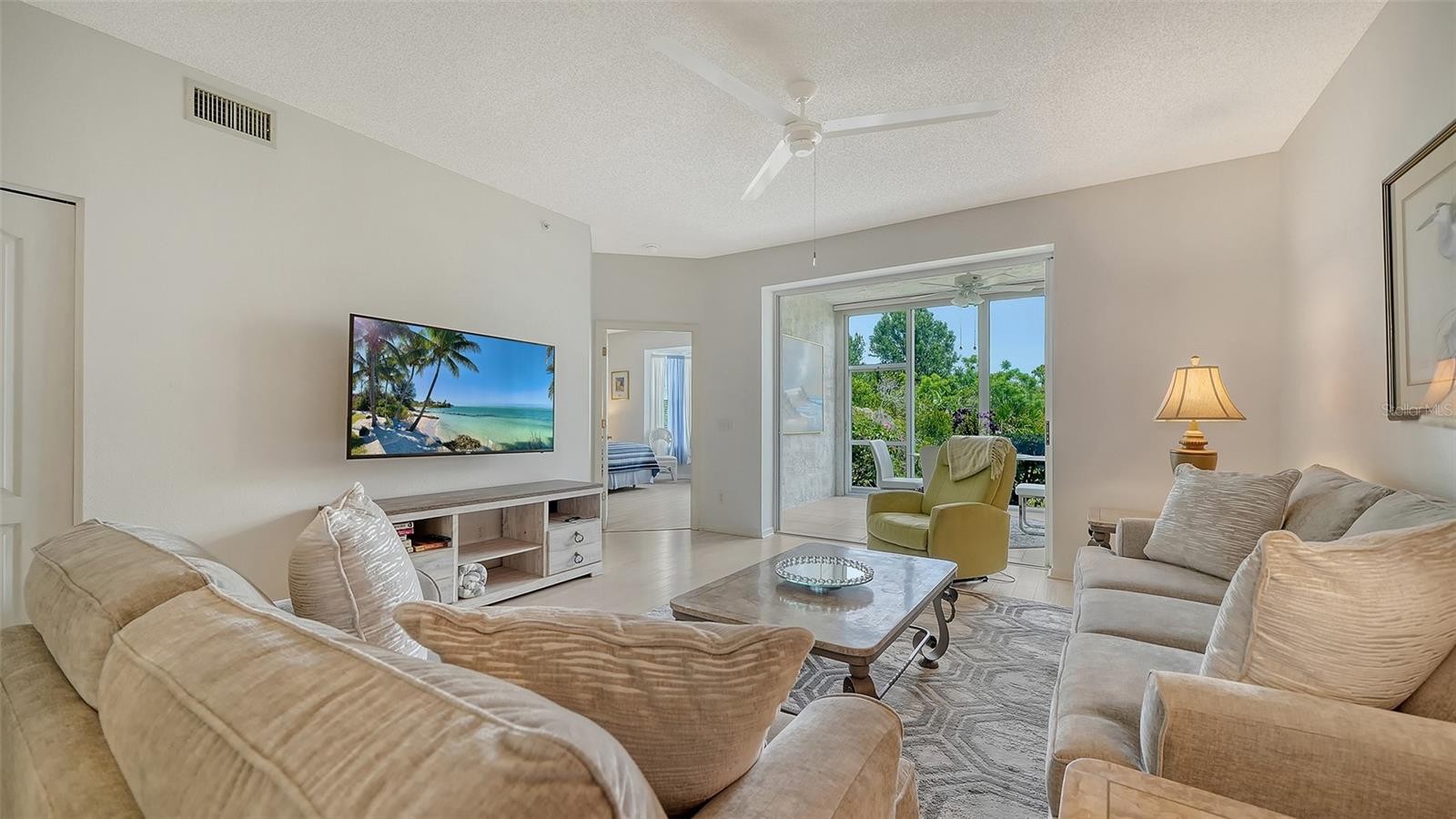 8901 VERANDA WAY #111