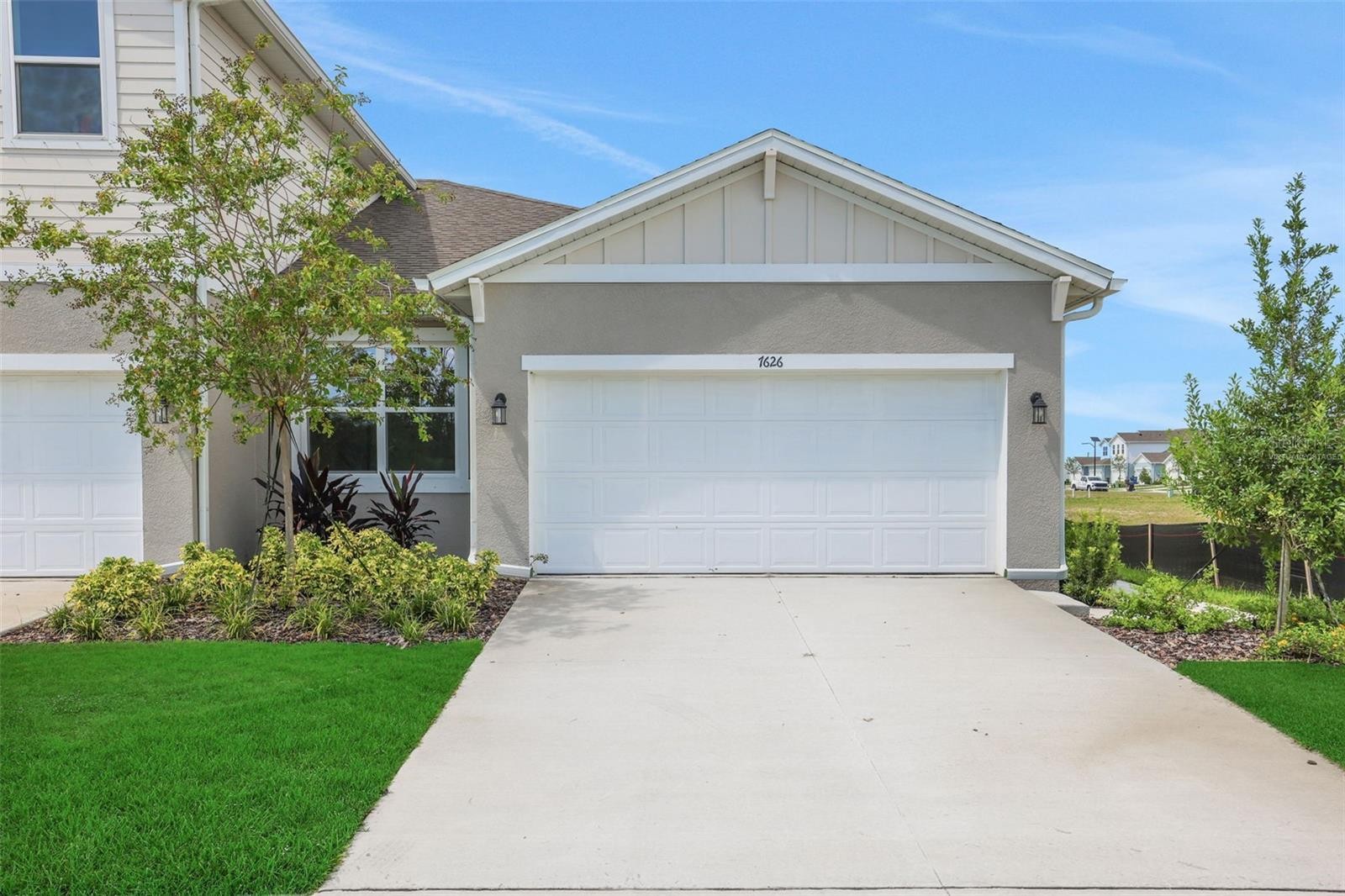 7562 SEA OAK CT