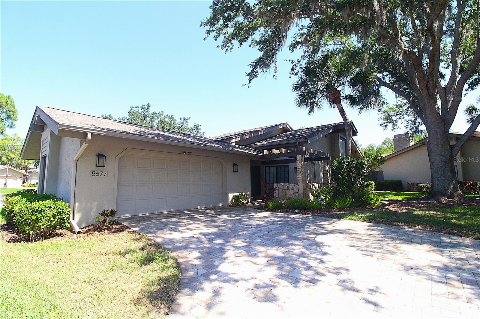 5677 PIPERS WAITE #41