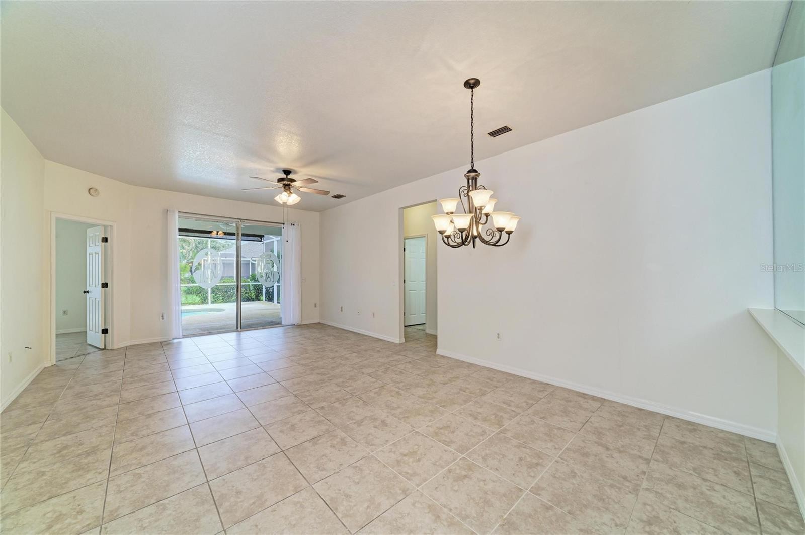 1101 CANE MILL LN