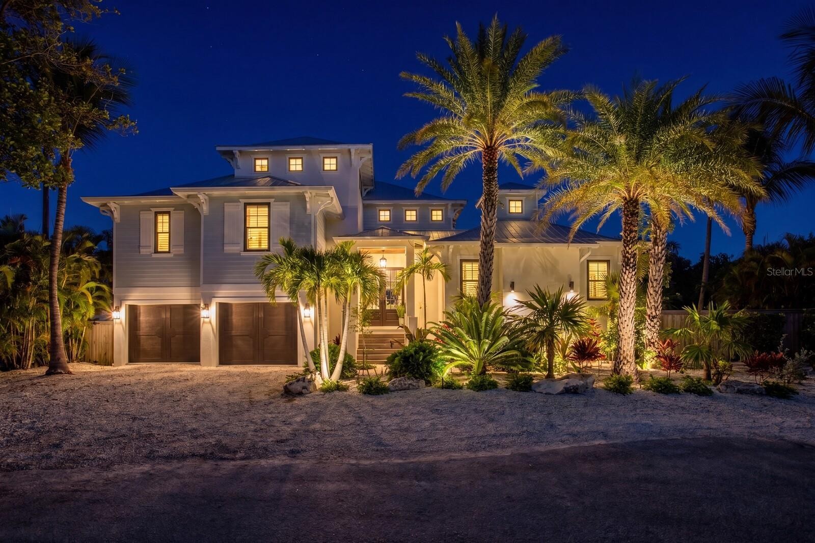 220 N HARBOR DR