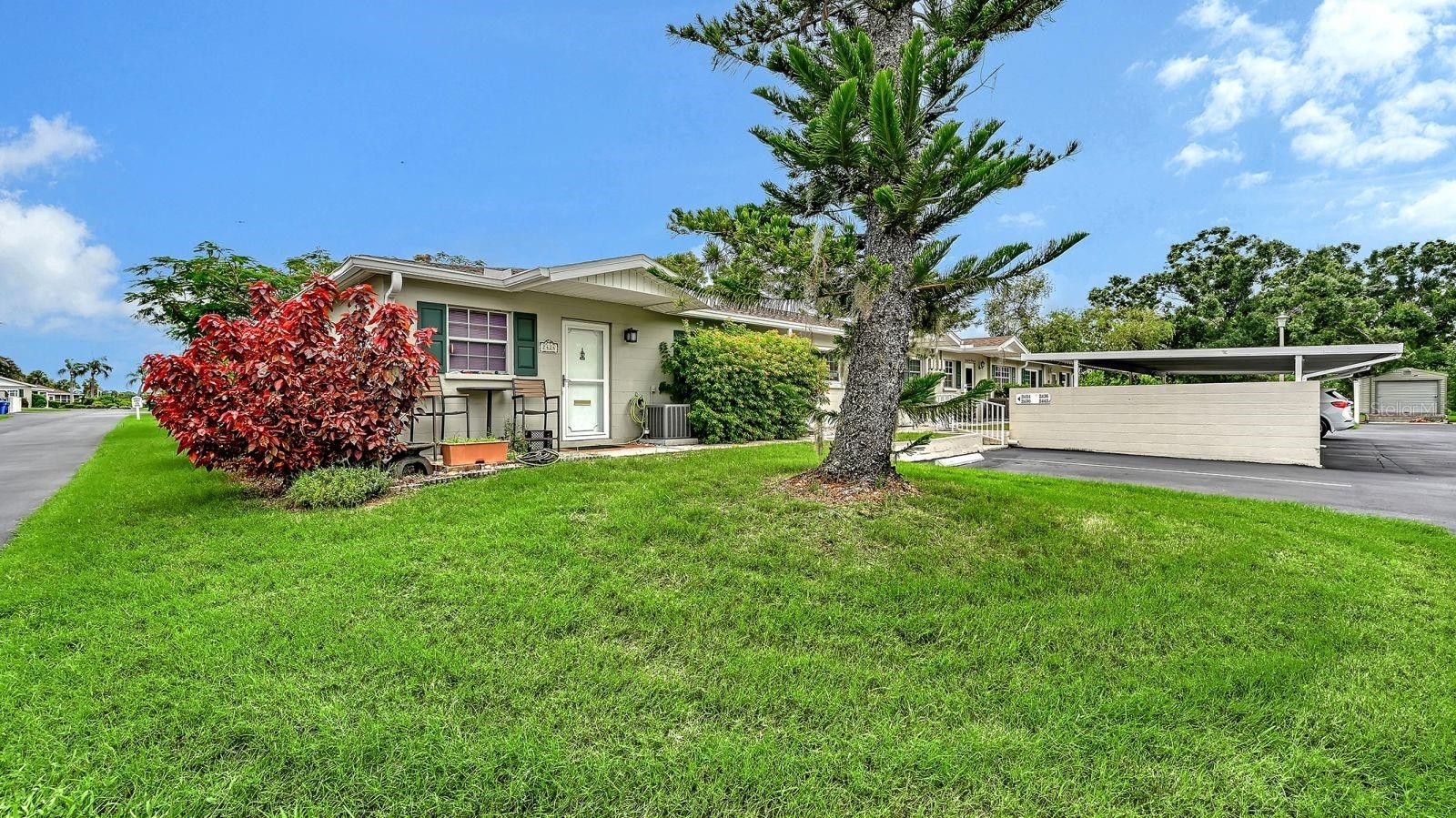 2436 GOLF COURSE DR #707