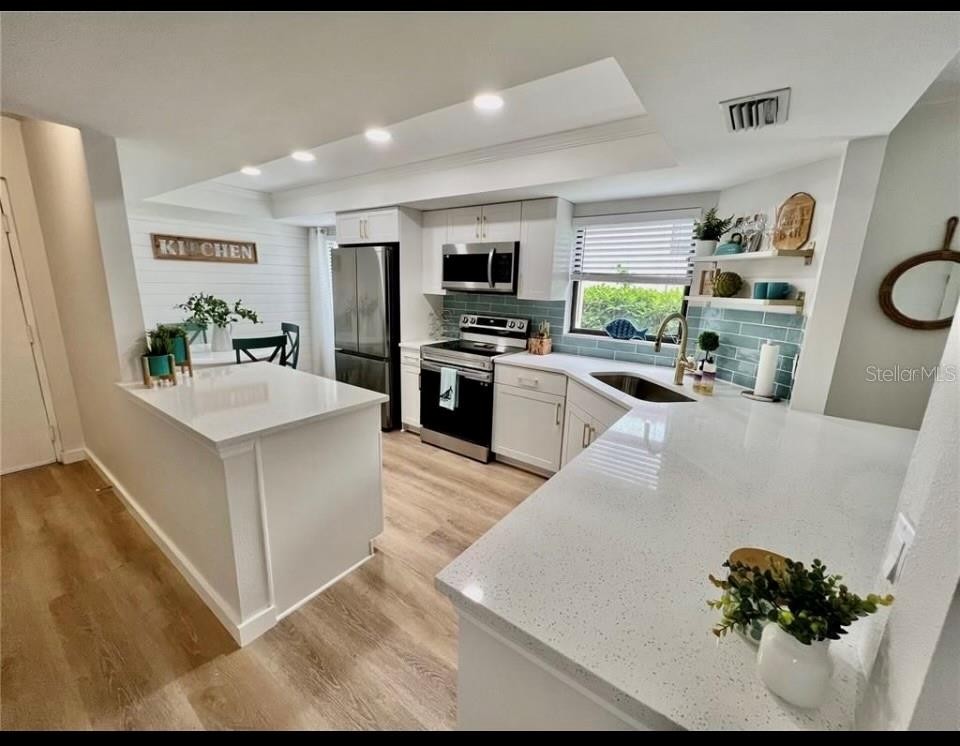 7203 CURTISS AVE #1A