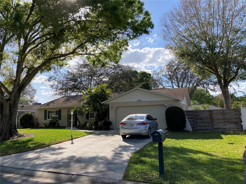 1368 GEORGETOWNE CIR