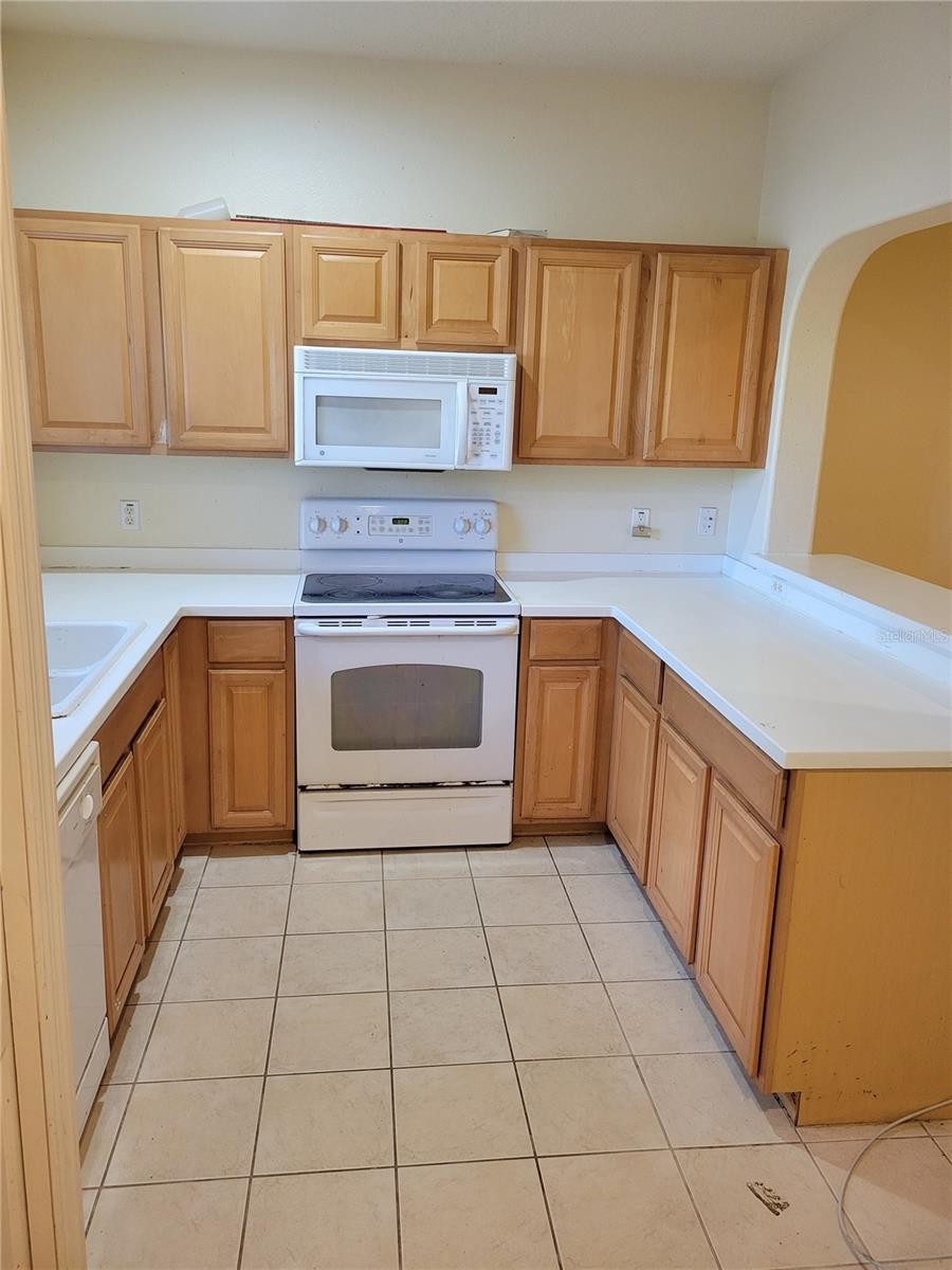 335 CAPE HARBOUR LOOP #105