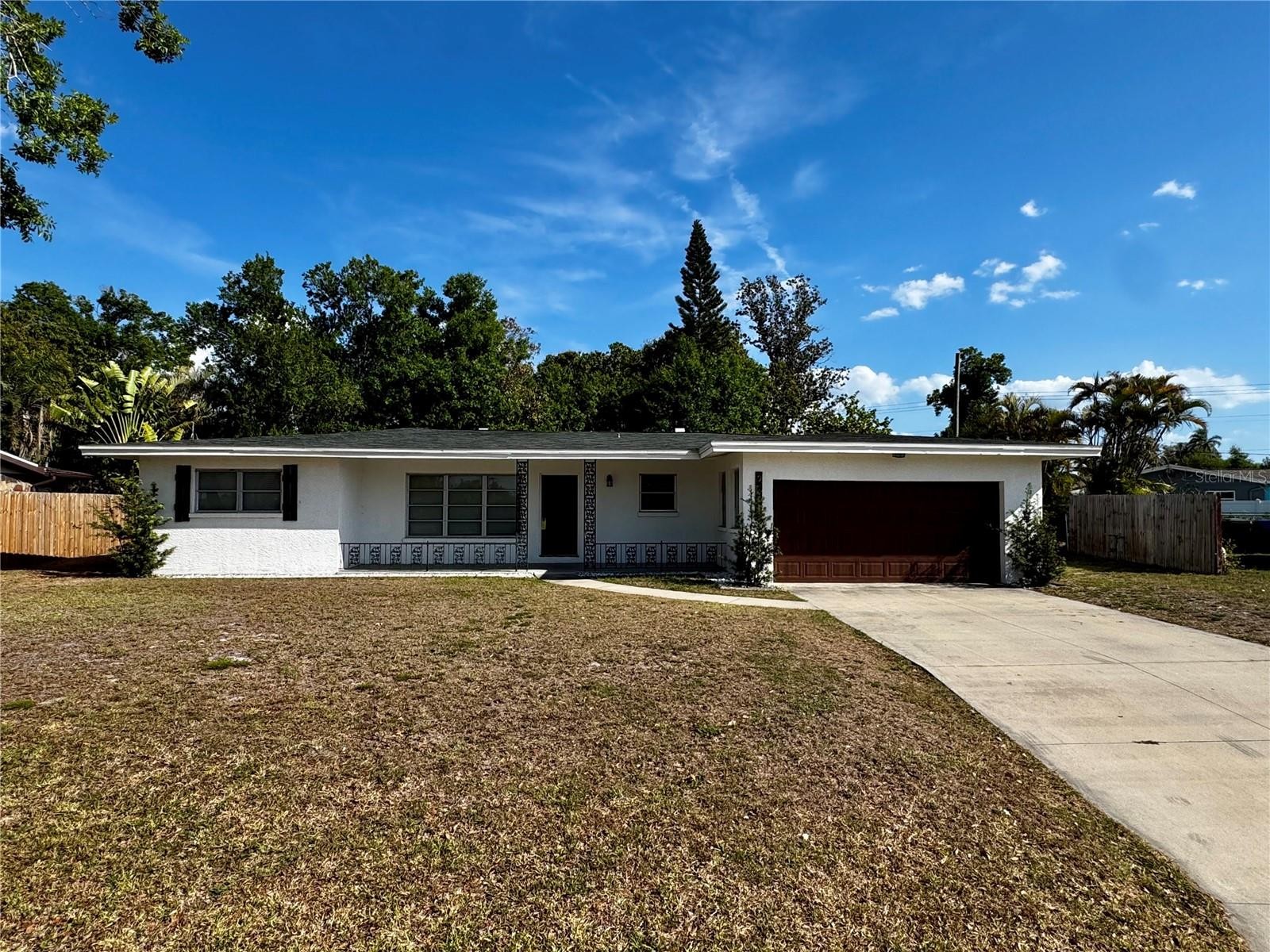 2624 SUNNYBROOK DR