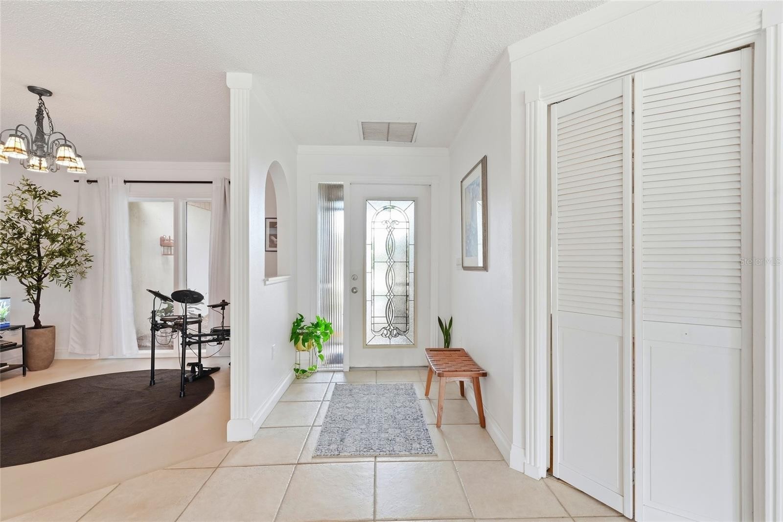 3927 COUNTRY VIEW LN