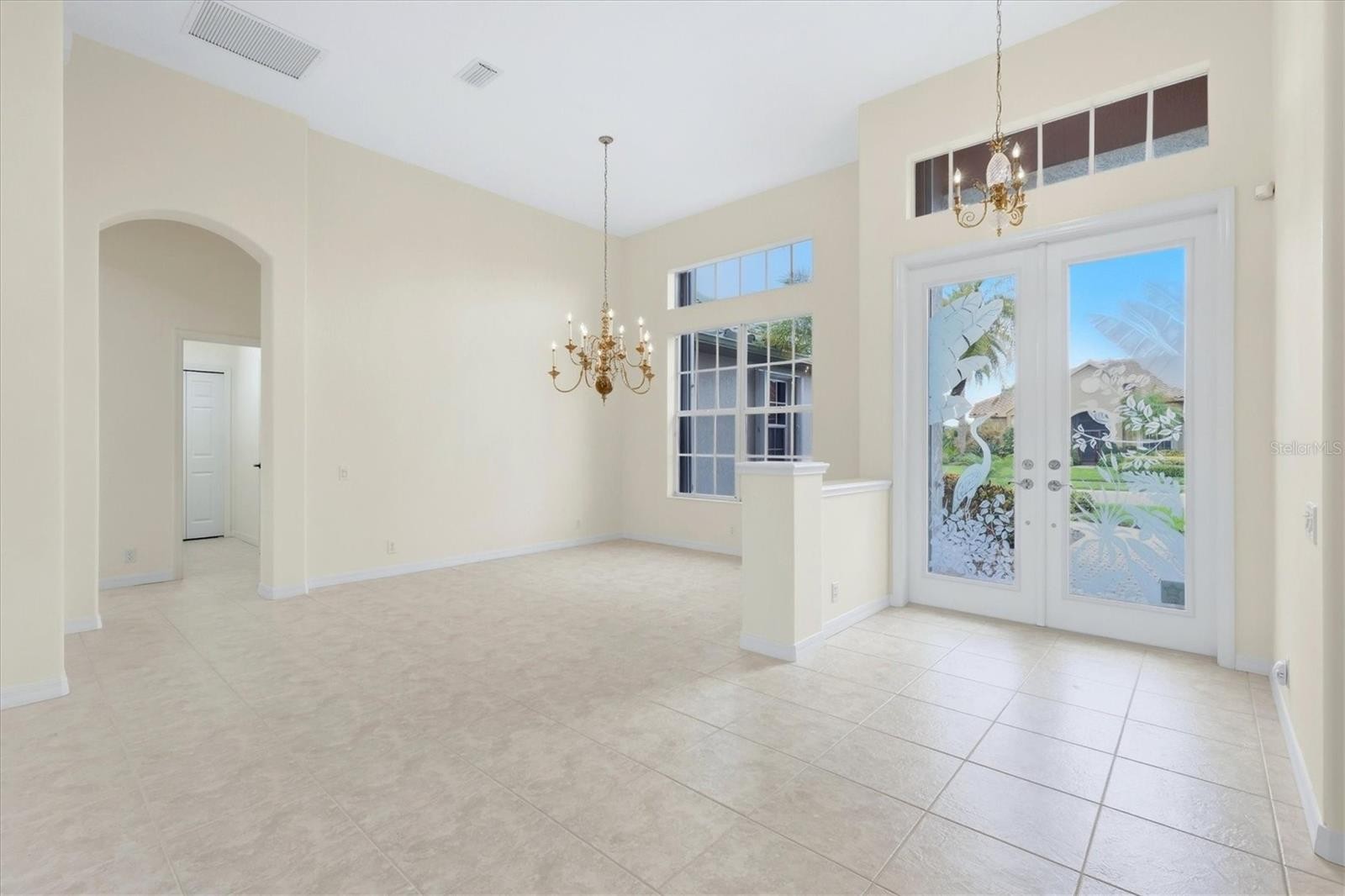 1044 GROUSE WAY