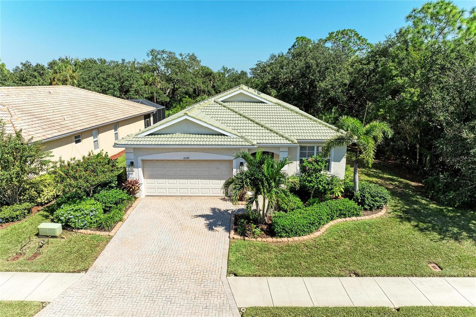 2359 CARAWAY DR