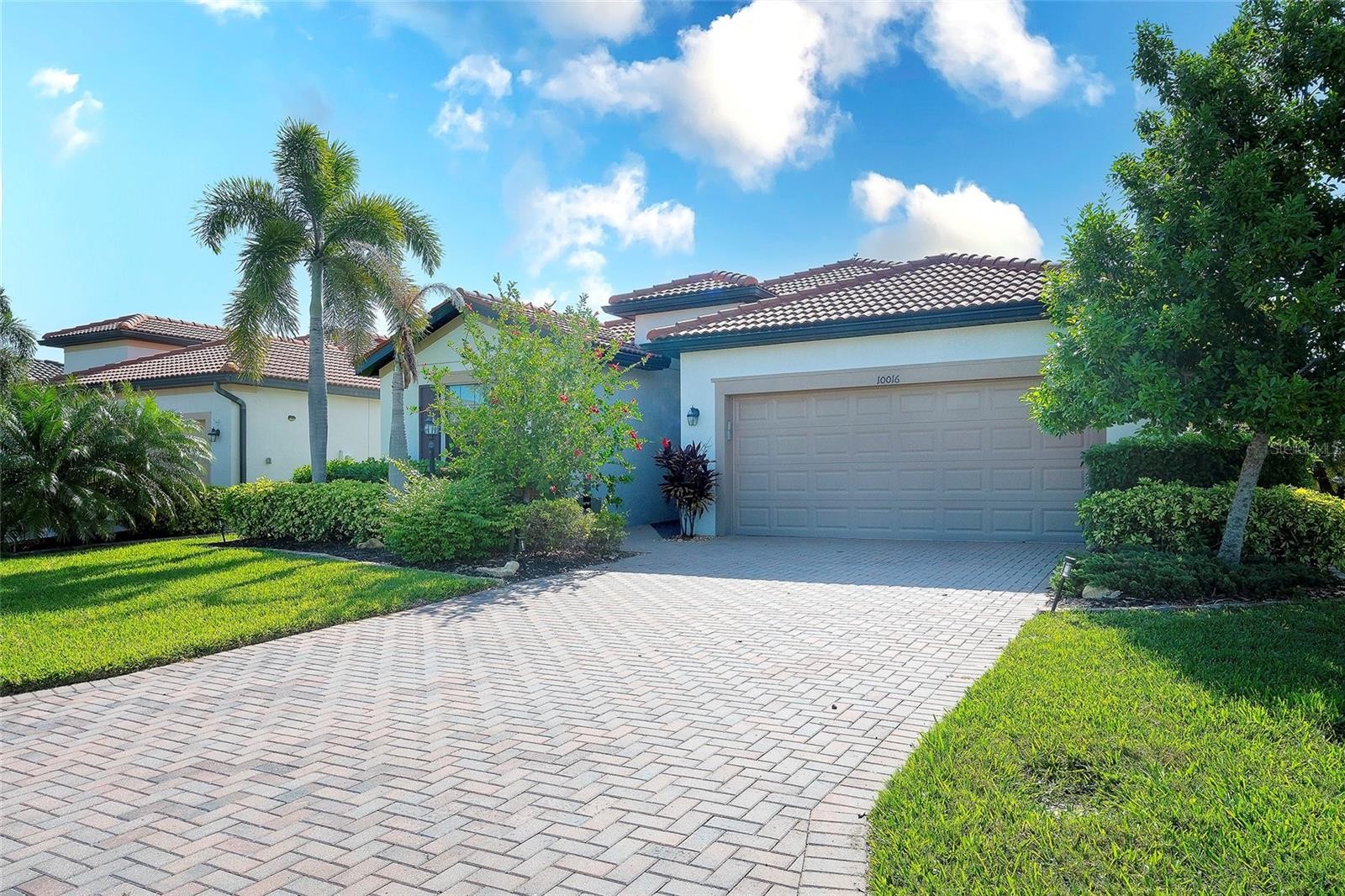 10016 CARNOUSTIE PL