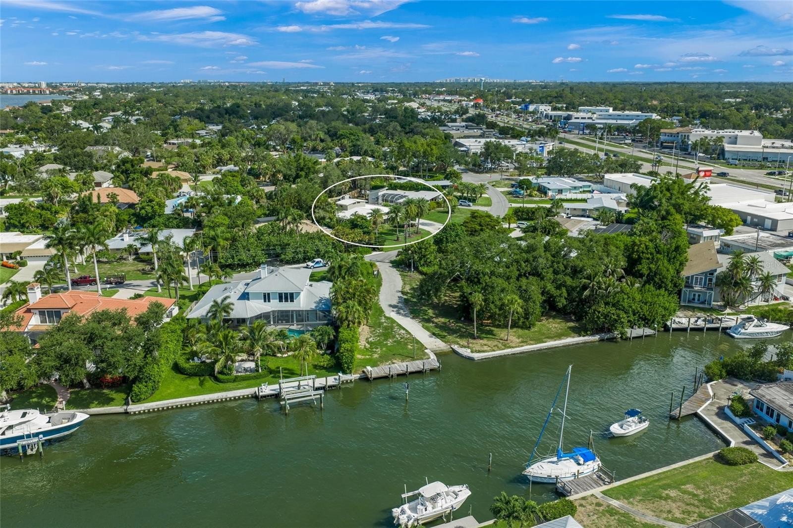7616 COVE TER