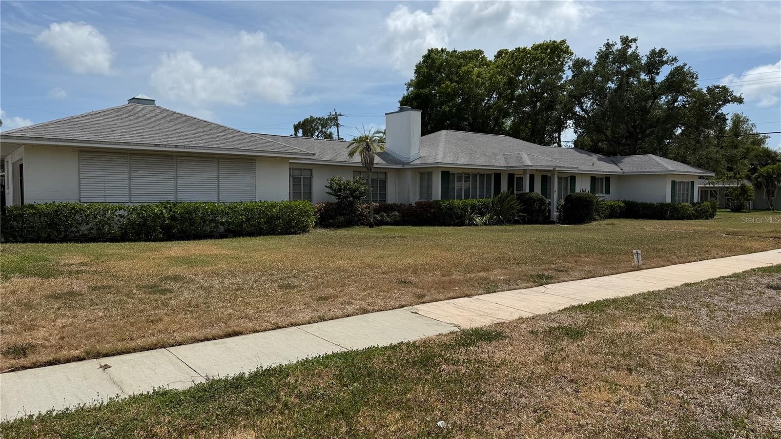 7617 SENRAB DR