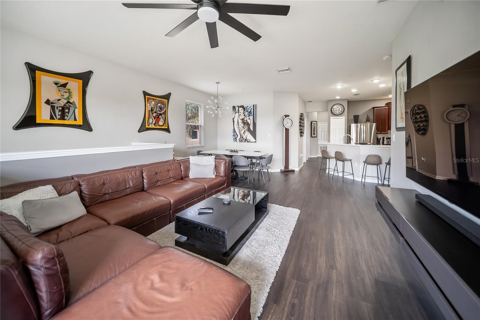 3760 PARKRIDGE CIR #23-204