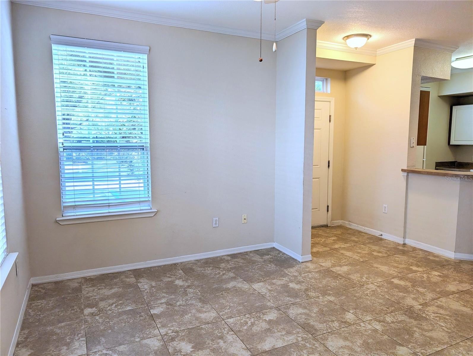 5711 SOLDIER CIR ## 102