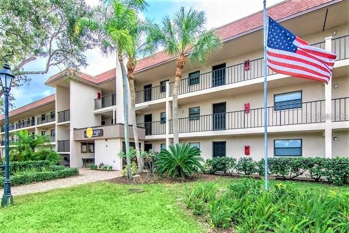 104 CAPRI ISLES BLVD #303